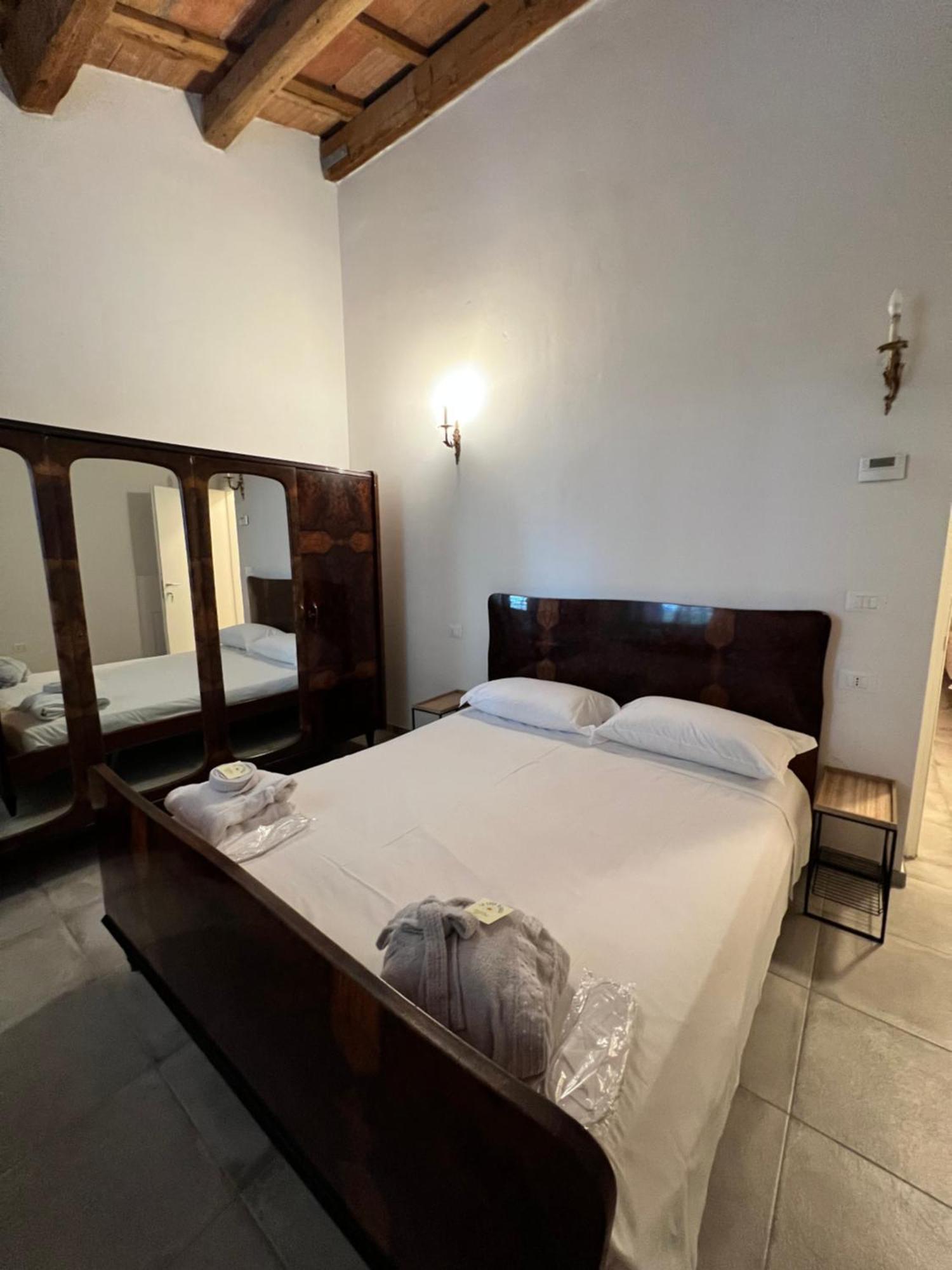 Guesthouse La Casa Di Giada Imola Eksteriør billede